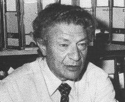 Marcello Carapezza in his workroom in 1985