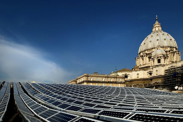 Tetto solare dell'Aula Paolo VI, Roma