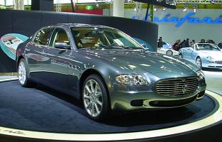 foto della nuova 4 porte Maserati in fase di sviluppo