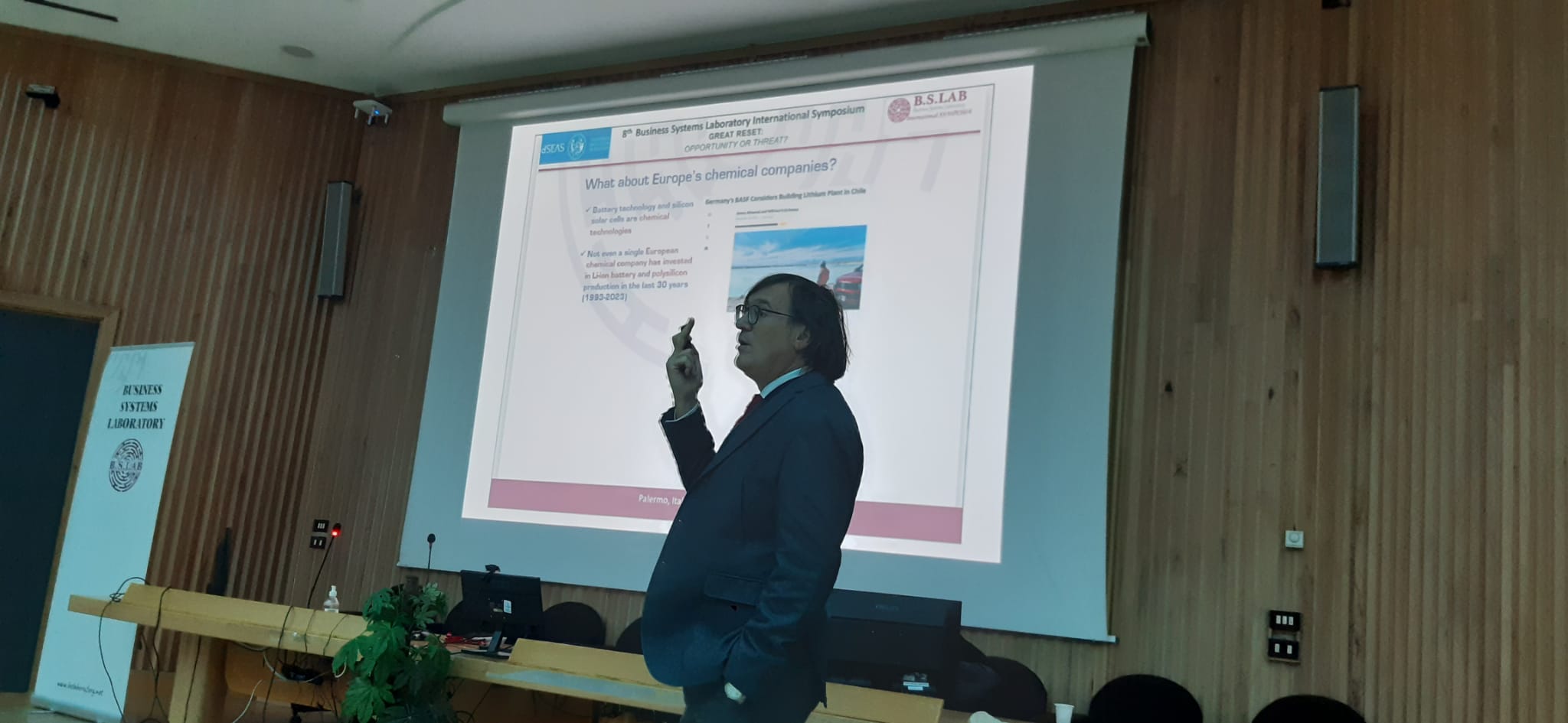 Mario
          Pagliaro giving one of the keynote lectures at the 8th
          Business Systems Laboratory International Symposium, 12 Jan
          2024