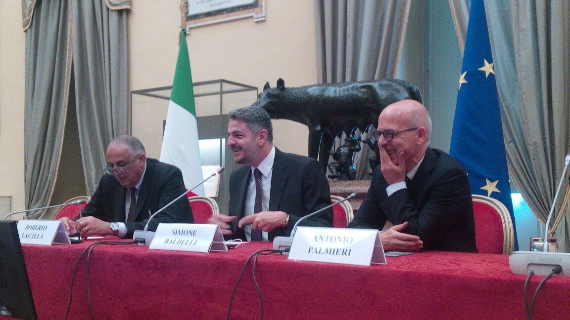 Simone Baldelli apre il 30 Maggio 2010 il convegno sulla collaborazione scientifica e tecnologica fra Italia e Israele